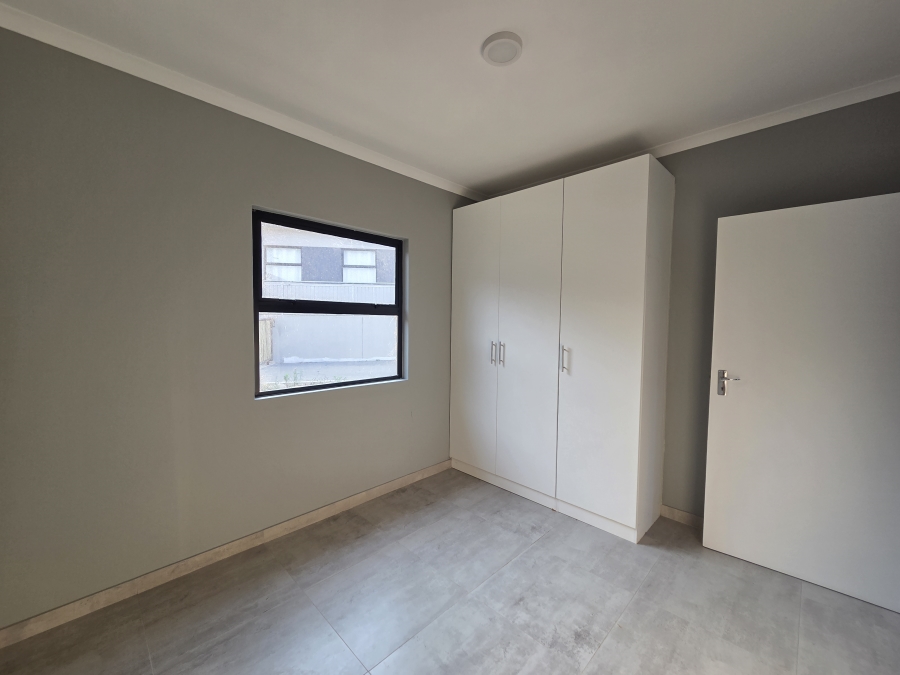 2 Bedroom Property for Sale in Shakaskraal KwaZulu-Natal