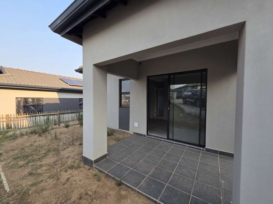 2 Bedroom Property for Sale in Shakaskraal KwaZulu-Natal