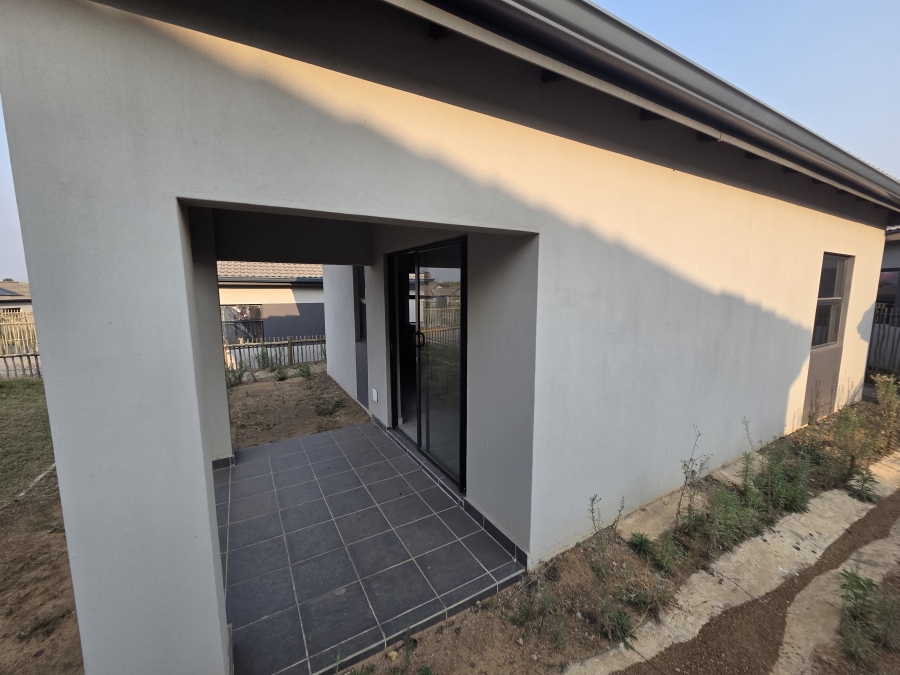 2 Bedroom Property for Sale in Shakaskraal KwaZulu-Natal