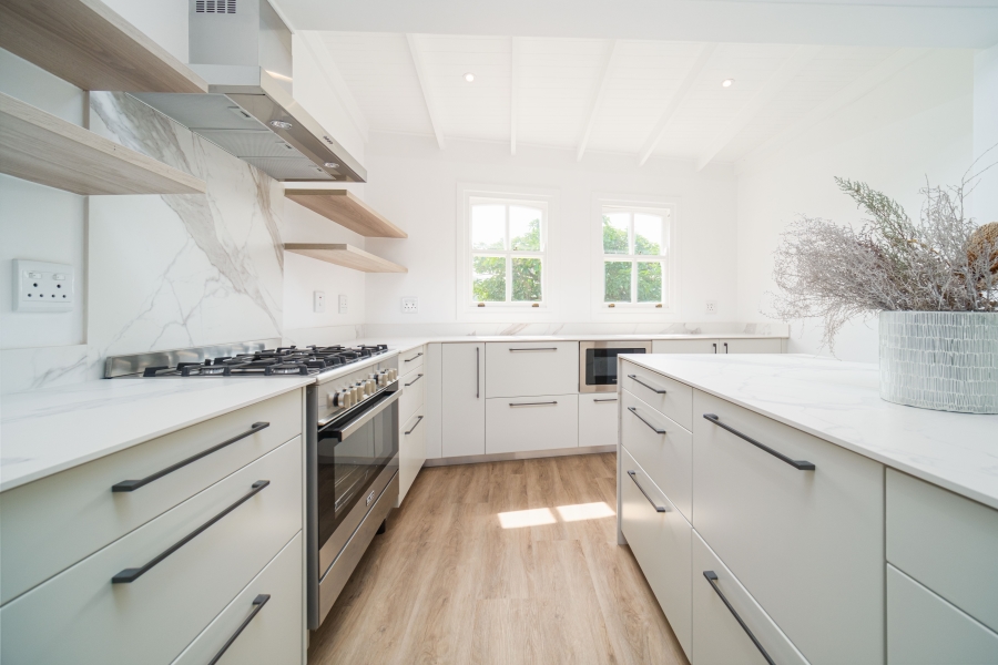 4 Bedroom Property for Sale in Prince