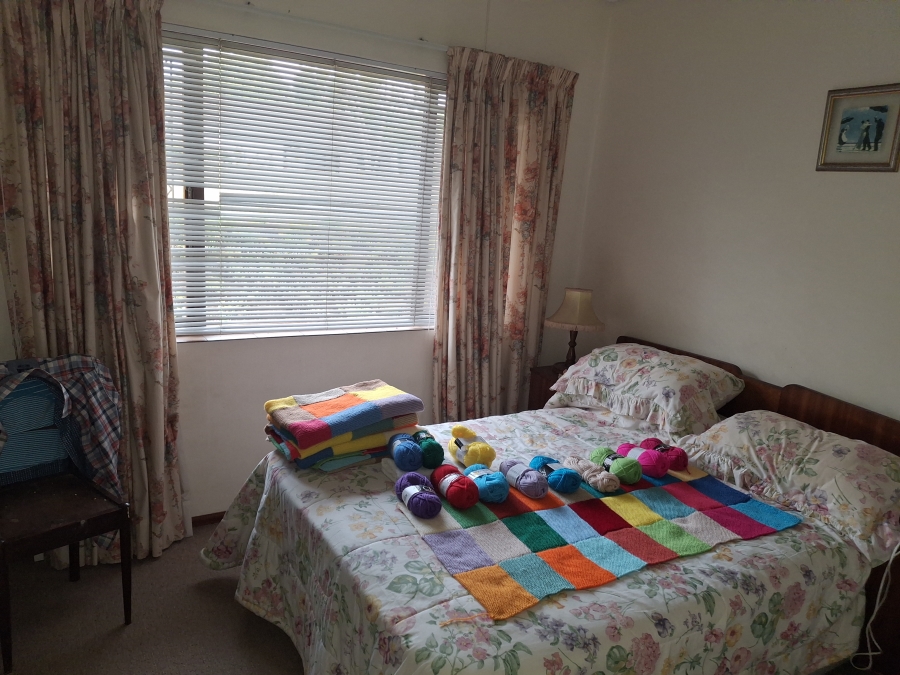 2 Bedroom Property for Sale in Uvongo KwaZulu-Natal