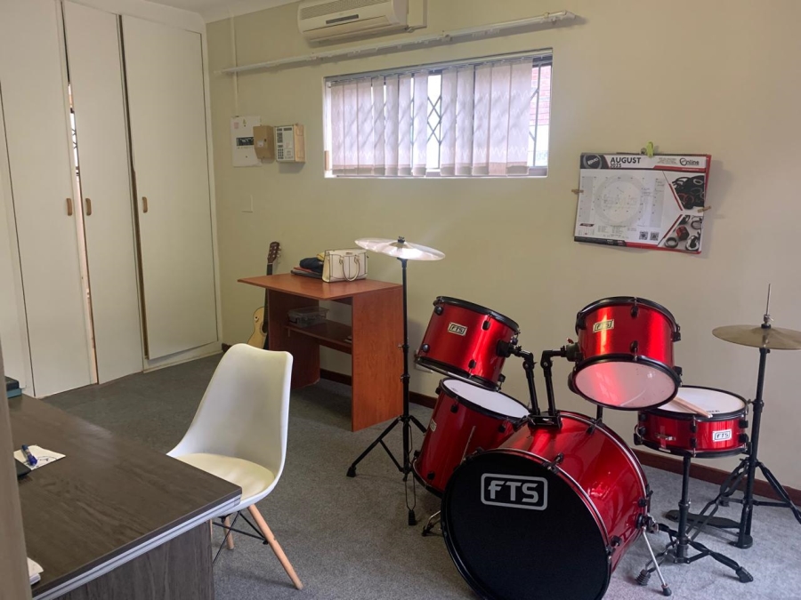 4 Bedroom Property for Sale in Birdswood KwaZulu-Natal