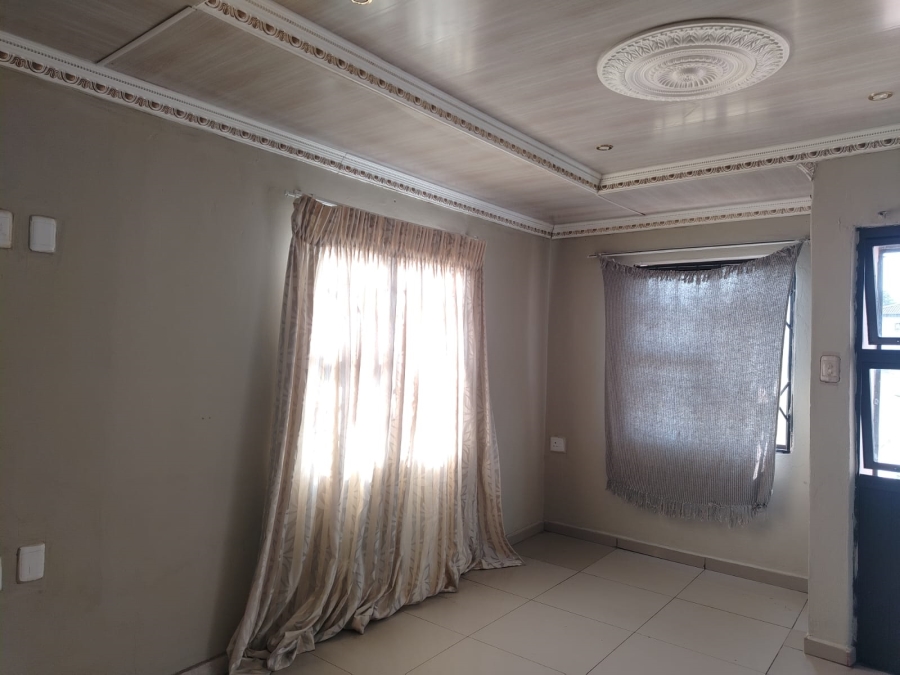 2 Bedroom Property for Sale in Ngwelezana KwaZulu-Natal