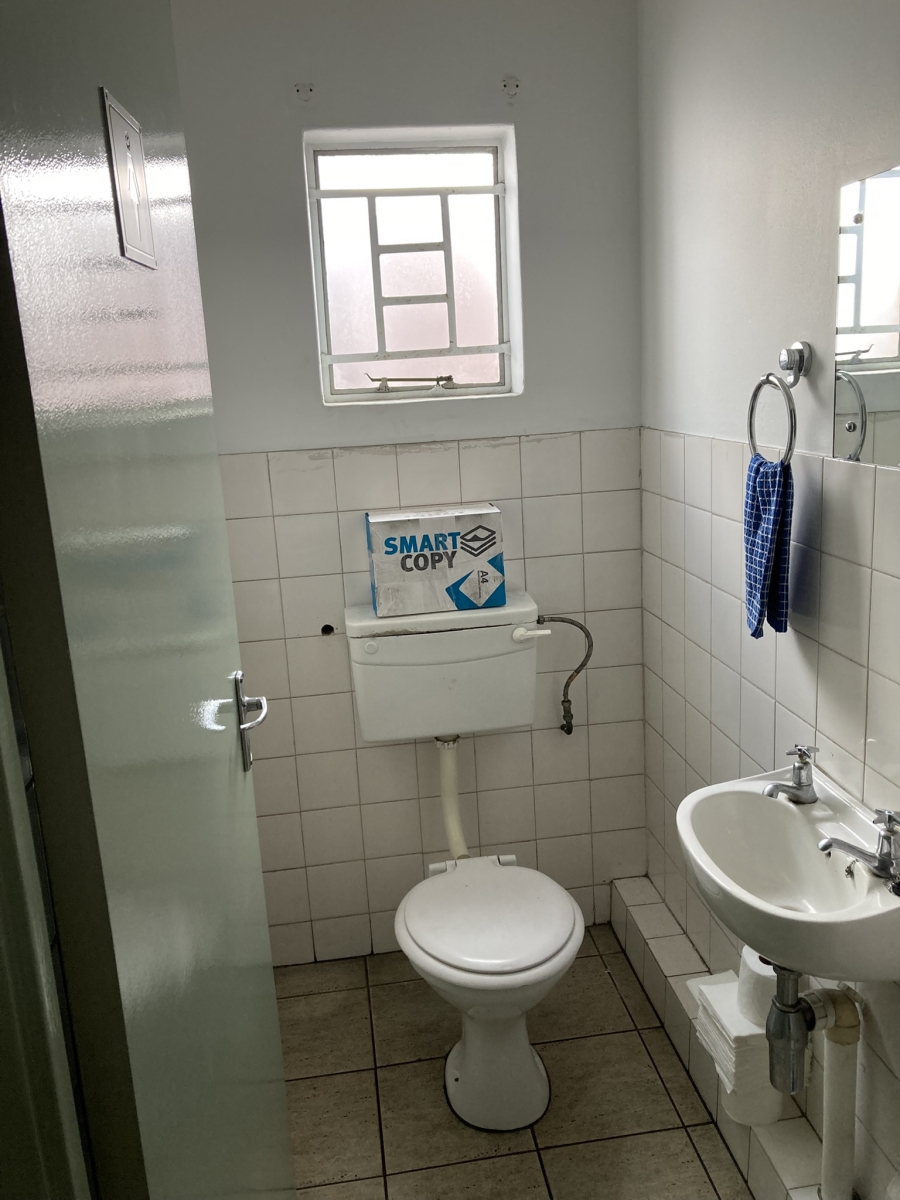 To Let commercial Property for Rent in New Germany KwaZulu-Natal