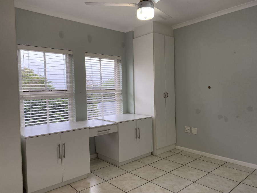 2 Bedroom Property for Sale in Ballitoville KwaZulu-Natal