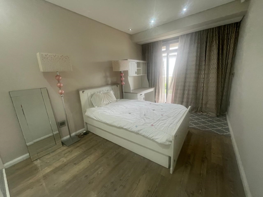 4 Bedroom Property for Sale in Essenwood KwaZulu-Natal