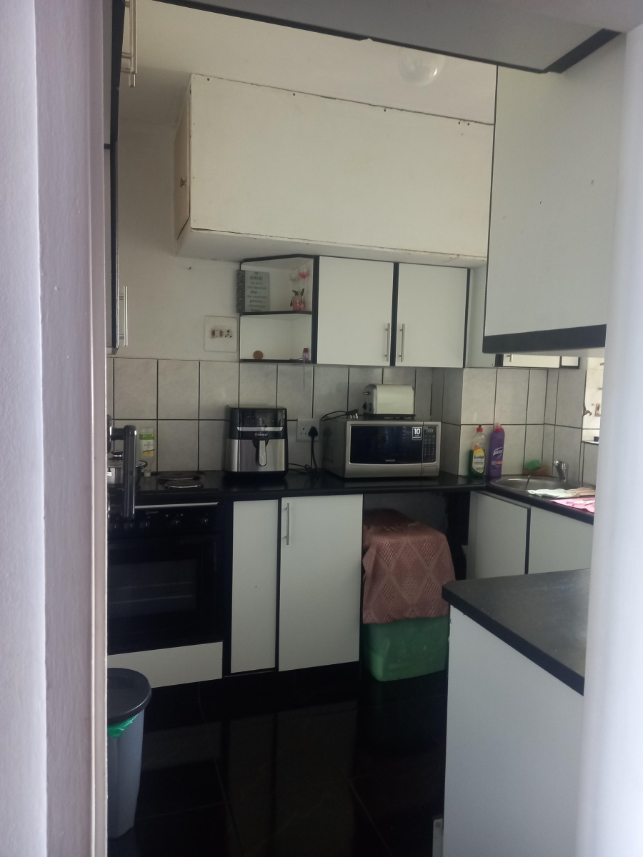 1 Bedroom Property for Sale in Esplanade KwaZulu-Natal