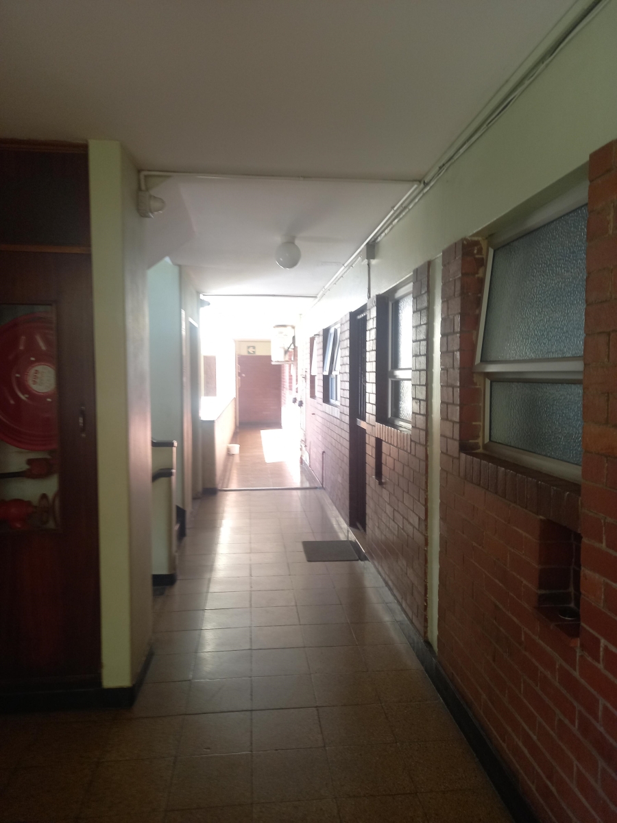 1 Bedroom Property for Sale in Esplanade KwaZulu-Natal