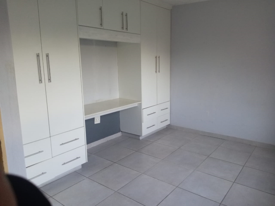 To Let 3 Bedroom Property for Rent in Brackenham KwaZulu-Natal