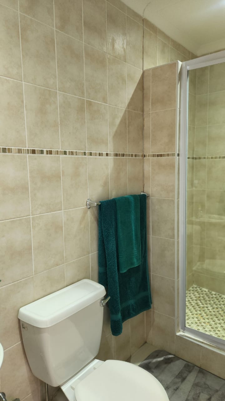 6 Bedroom Property for Sale in Glenmore KwaZulu-Natal