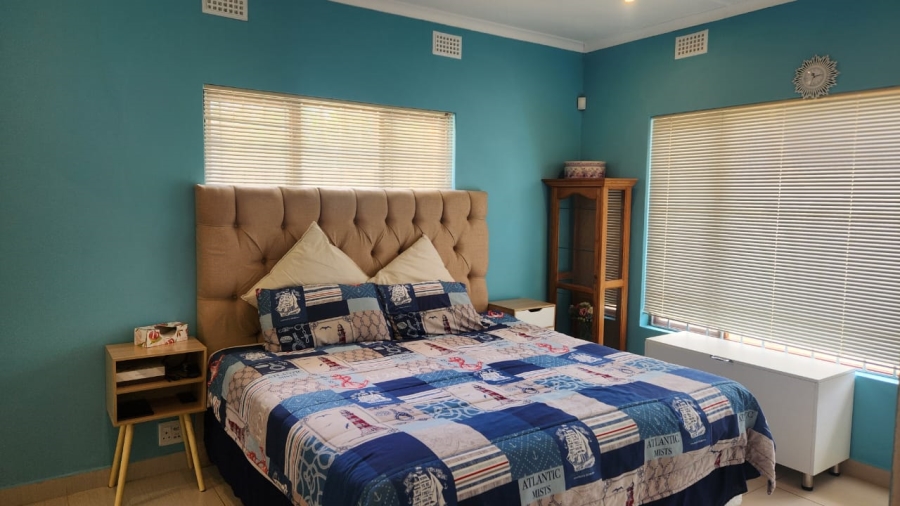 6 Bedroom Property for Sale in Glenmore KwaZulu-Natal
