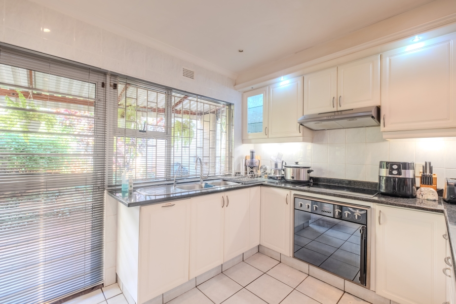 4 Bedroom Property for Sale in Sunningdale KwaZulu-Natal