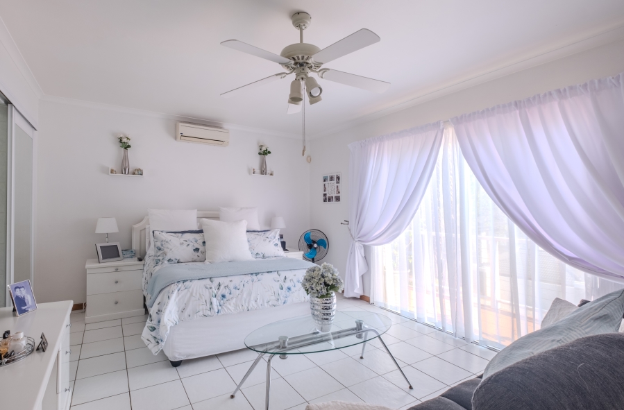 4 Bedroom Property for Sale in Sunningdale KwaZulu-Natal