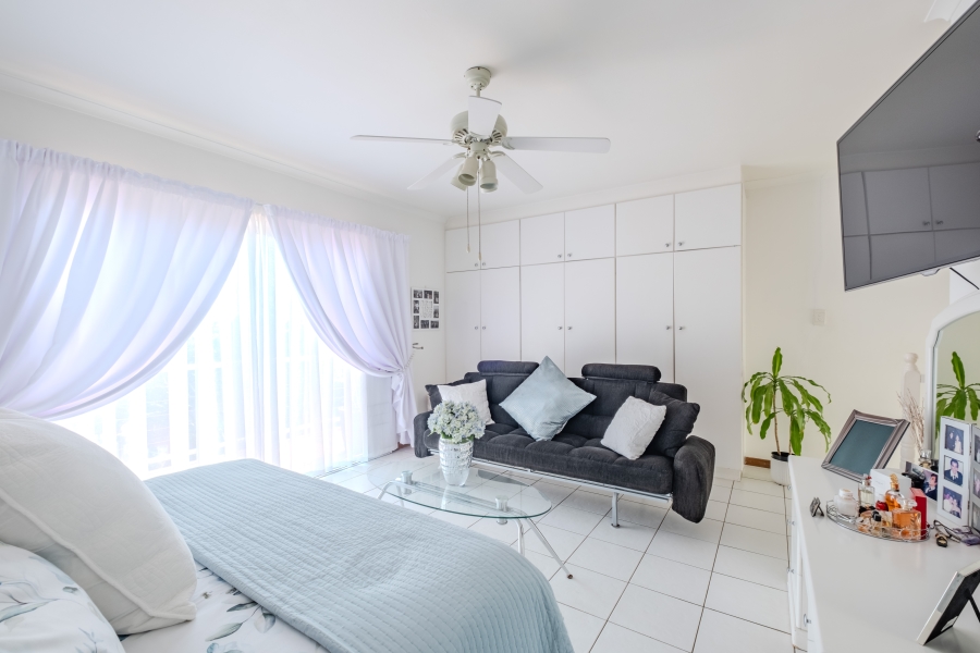 4 Bedroom Property for Sale in Sunningdale KwaZulu-Natal