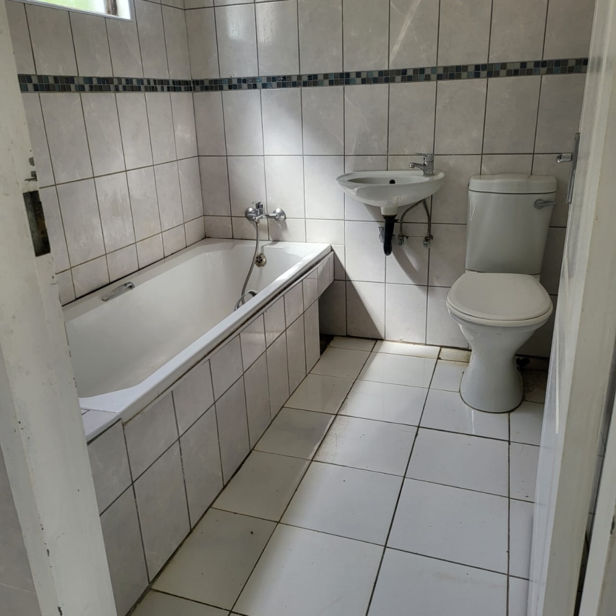 To Let 3 Bedroom Property for Rent in Ulundi KwaZulu-Natal