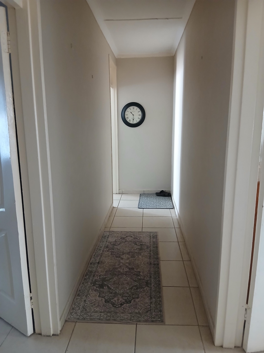 To Let 2 Bedroom Property for Rent in Grosvenor KwaZulu-Natal