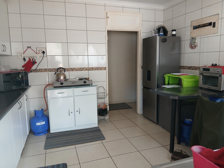 To Let 2 Bedroom Property for Rent in Grosvenor KwaZulu-Natal