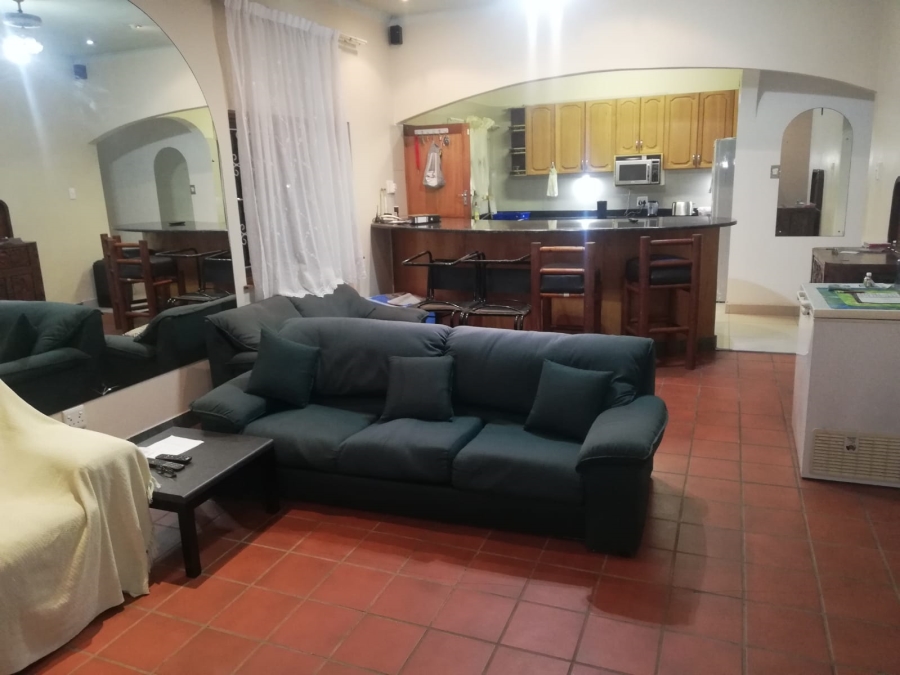 To Let 3 Bedroom Property for Rent in Bluff KwaZulu-Natal