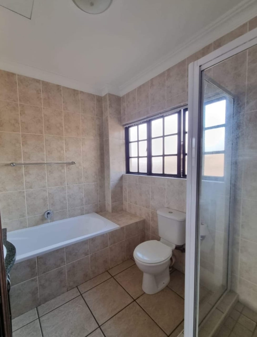 1 Bedroom Property for Sale in Clifton Hill Estate KwaZulu-Natal