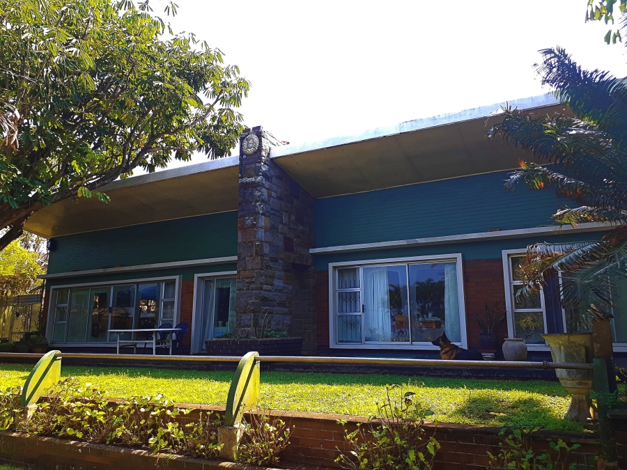 4 Bedroom Property for Sale in Athlone Park KwaZulu-Natal