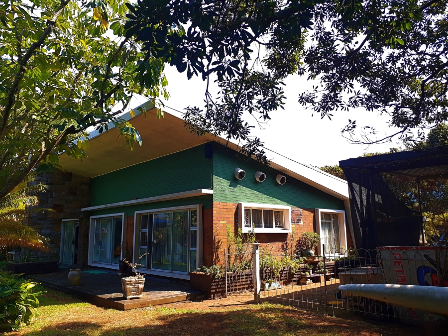 4 Bedroom Property for Sale in Athlone Park KwaZulu-Natal