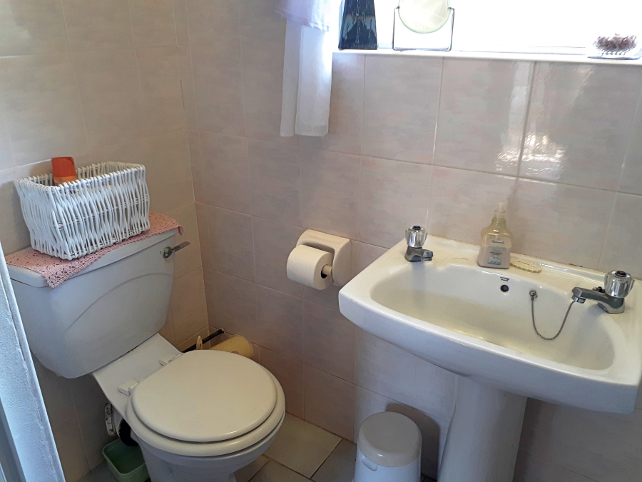 4 Bedroom Property for Sale in Athlone Park KwaZulu-Natal