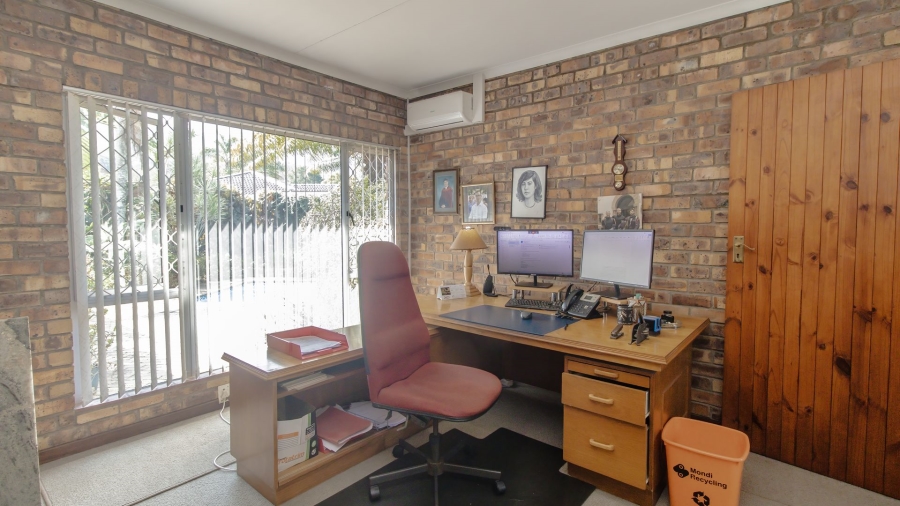 4 Bedroom Property for Sale in Ferncliffe KwaZulu-Natal