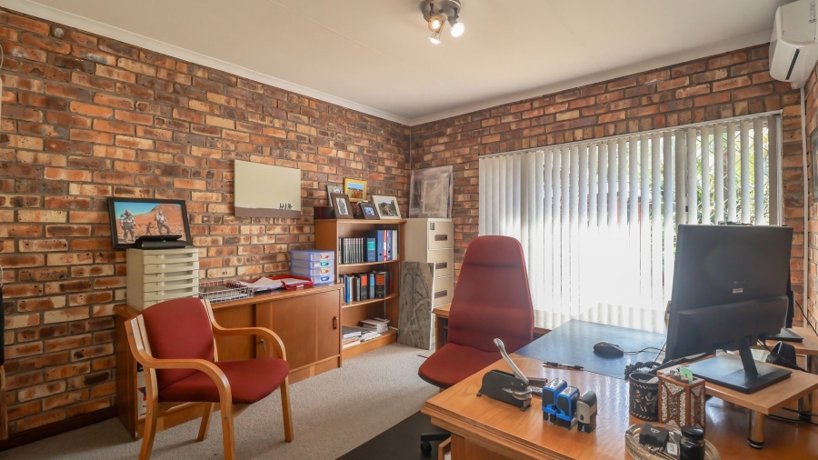 4 Bedroom Property for Sale in Ferncliffe KwaZulu-Natal