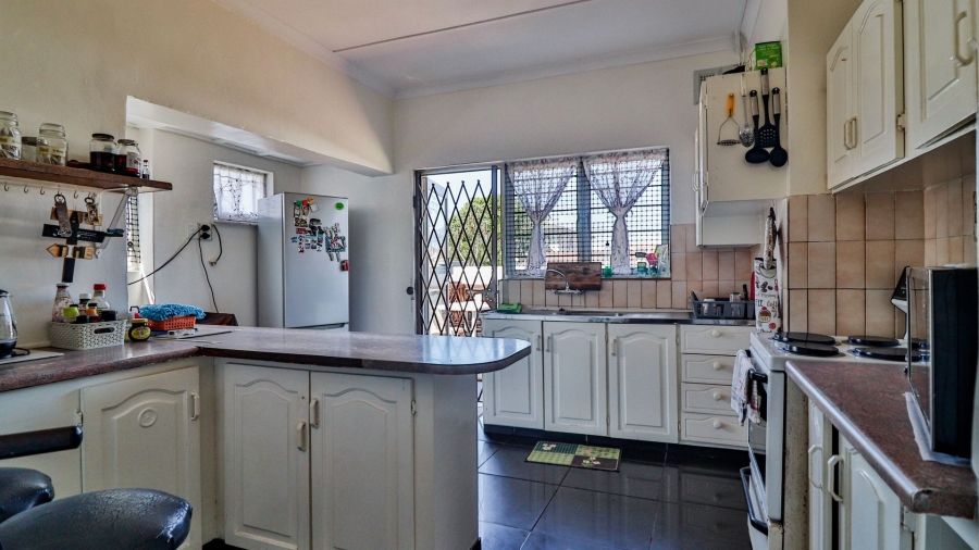 3 Bedroom Property for Sale in Ocean View KwaZulu-Natal