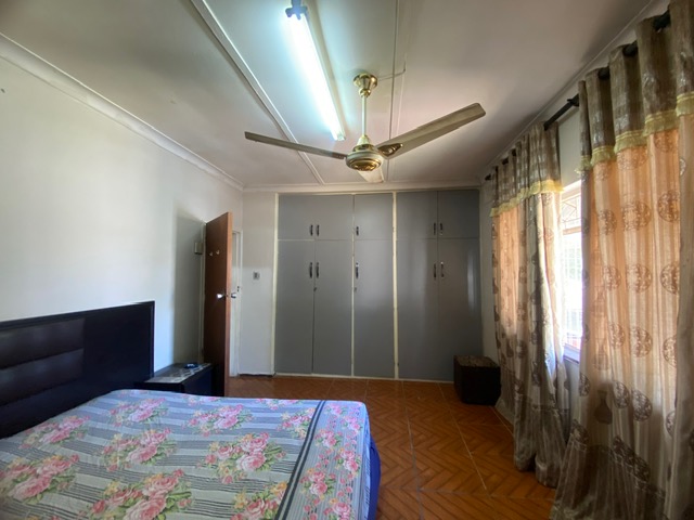 3 Bedroom Property for Sale in Scottsville KwaZulu-Natal