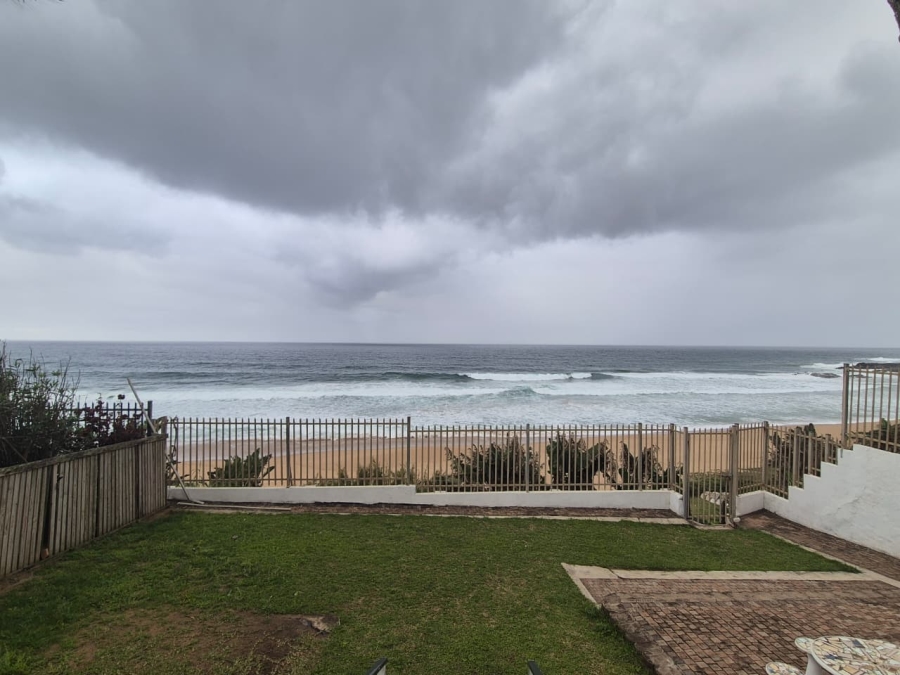 8 Bedroom Property for Sale in Tinley Manor KwaZulu-Natal
