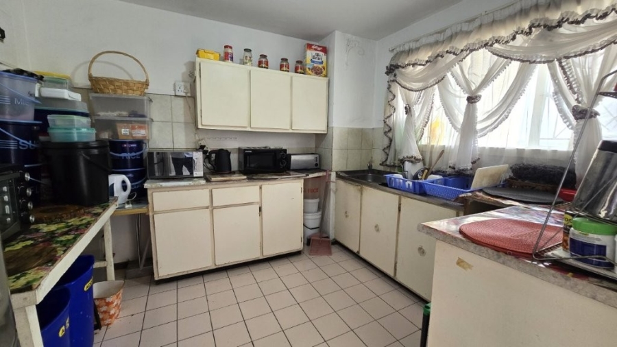 2 Bedroom Property for Sale in Pinetown KwaZulu-Natal