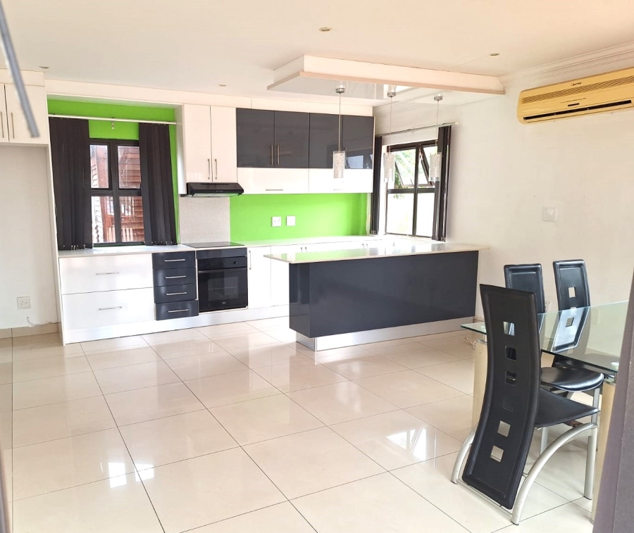 2 Bedroom Property for Sale in Umhlanga KwaZulu-Natal