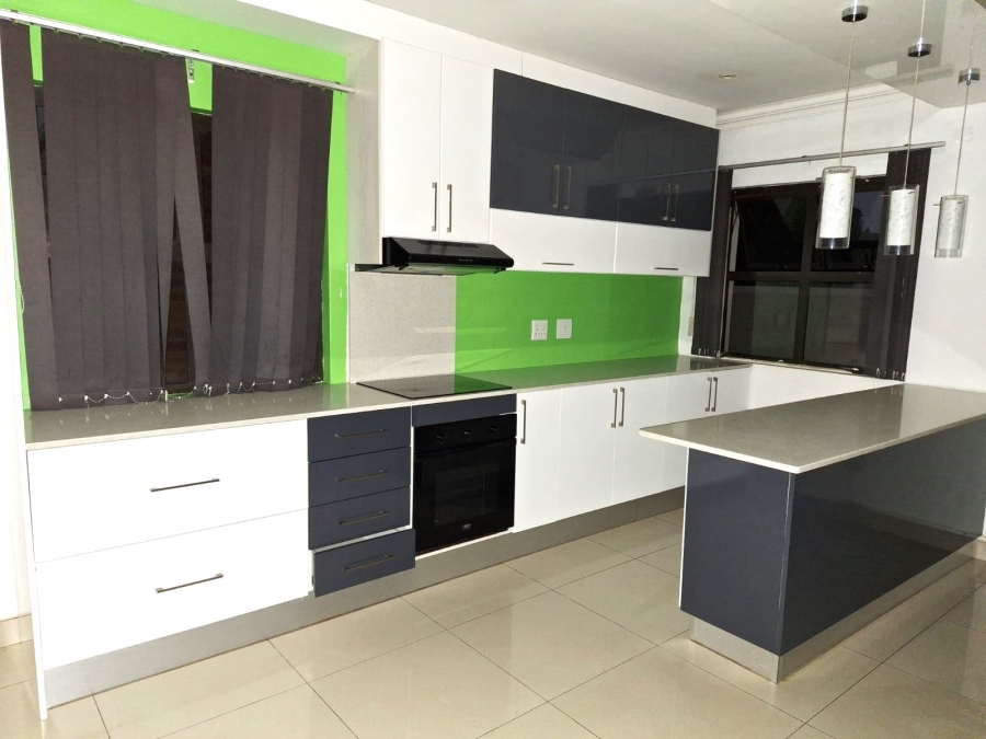 2 Bedroom Property for Sale in Umhlanga KwaZulu-Natal
