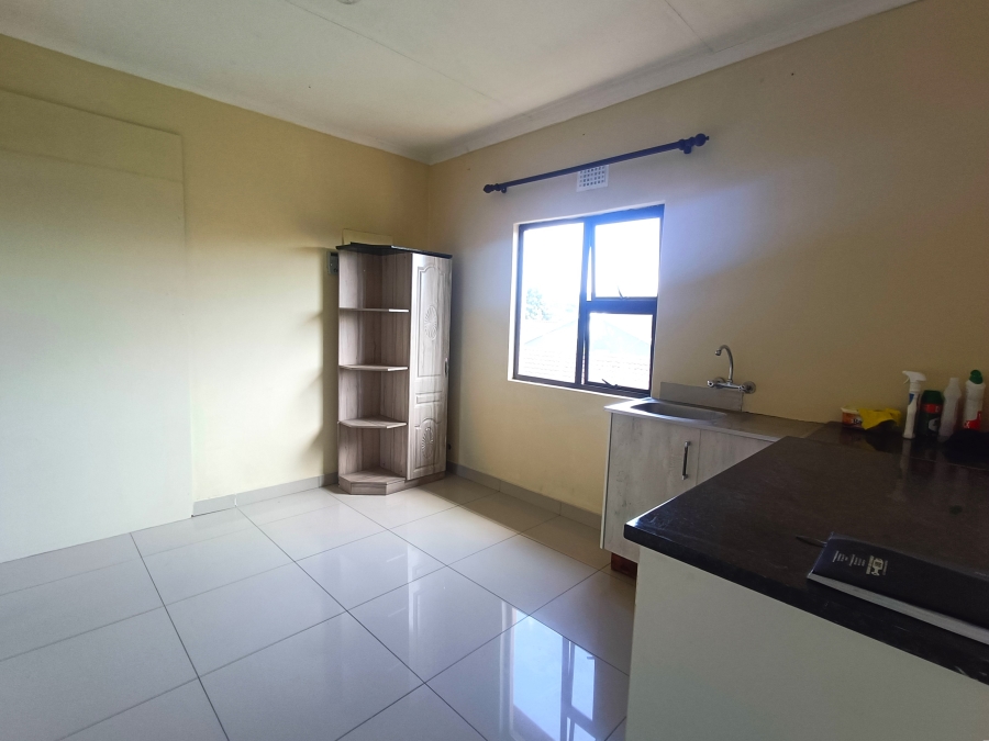To Let 3 Bedroom Property for Rent in Brackenham KwaZulu-Natal