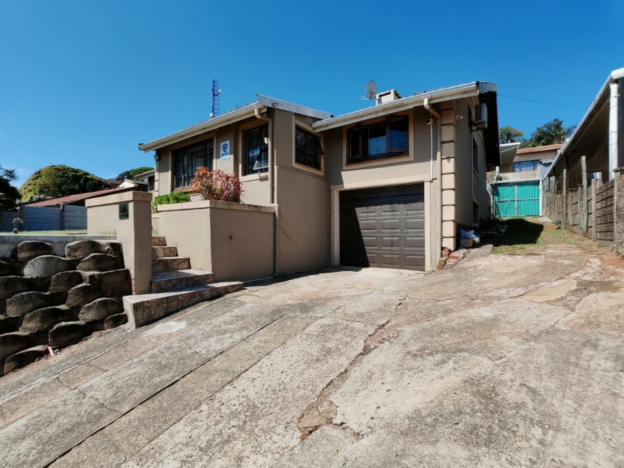 4 Bedroom Property for Sale in Brighton Beach KwaZulu-Natal