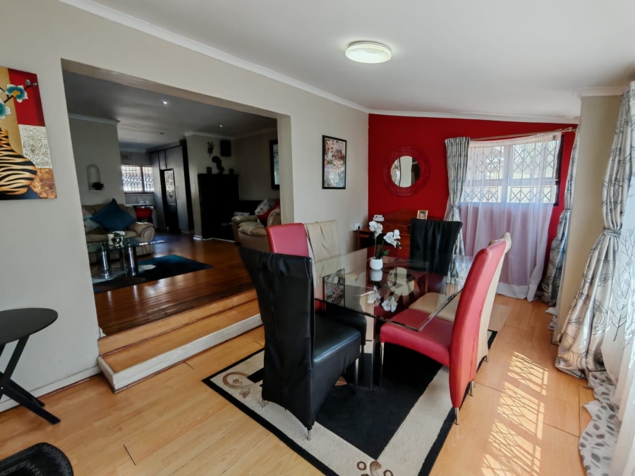 4 Bedroom Property for Sale in Brighton Beach KwaZulu-Natal
