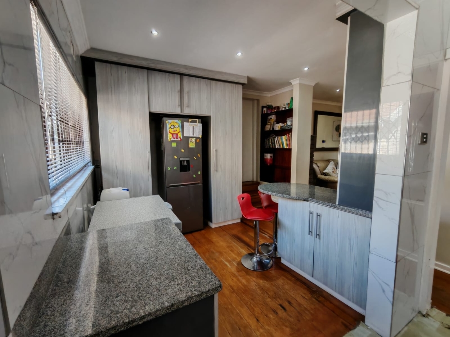 4 Bedroom Property for Sale in Brighton Beach KwaZulu-Natal