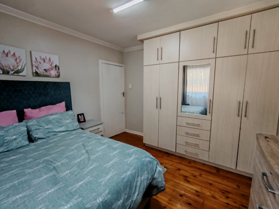 4 Bedroom Property for Sale in Brighton Beach KwaZulu-Natal