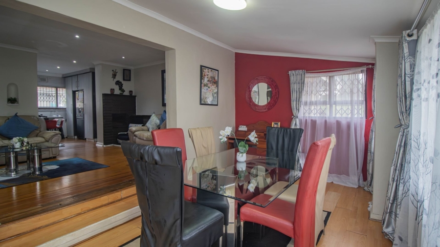 4 Bedroom Property for Sale in Brighton Beach KwaZulu-Natal