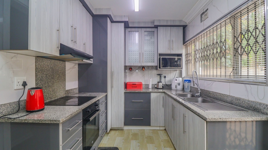 4 Bedroom Property for Sale in Brighton Beach KwaZulu-Natal