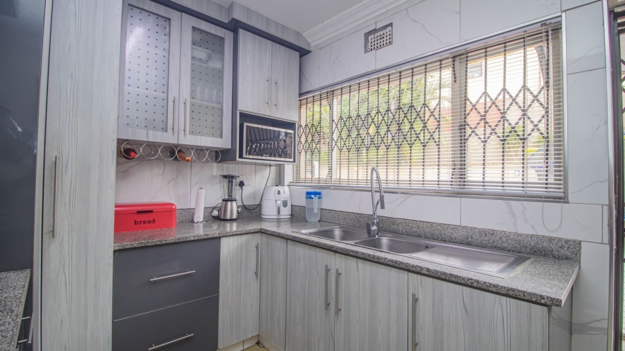4 Bedroom Property for Sale in Brighton Beach KwaZulu-Natal