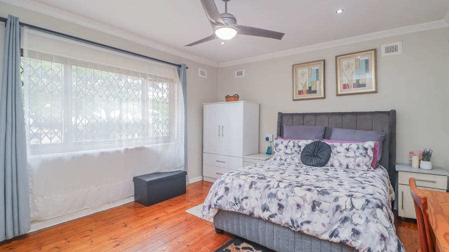 4 Bedroom Property for Sale in Brighton Beach KwaZulu-Natal