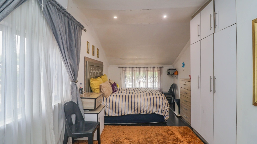 4 Bedroom Property for Sale in Brighton Beach KwaZulu-Natal