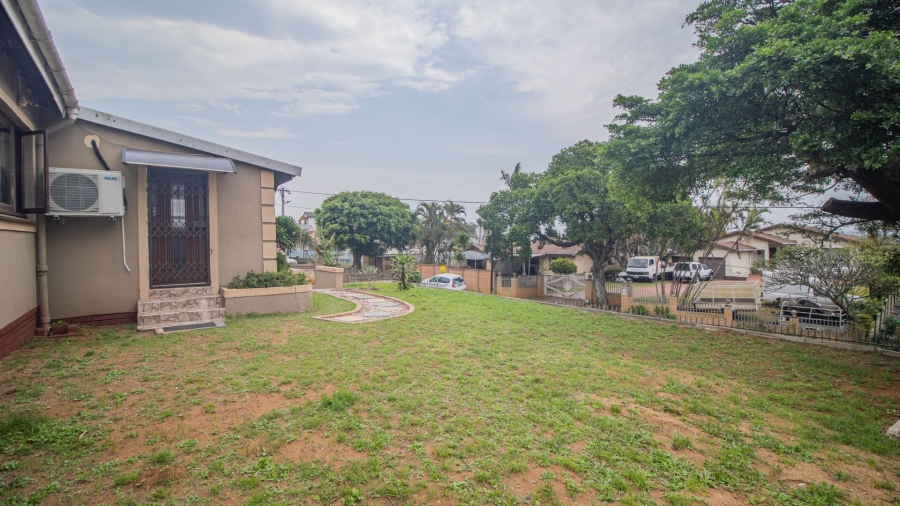 4 Bedroom Property for Sale in Brighton Beach KwaZulu-Natal