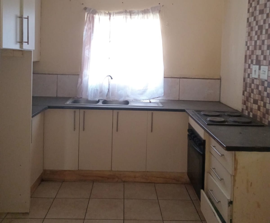 3 Bedroom Property for Sale in Acaciaville KwaZulu-Natal