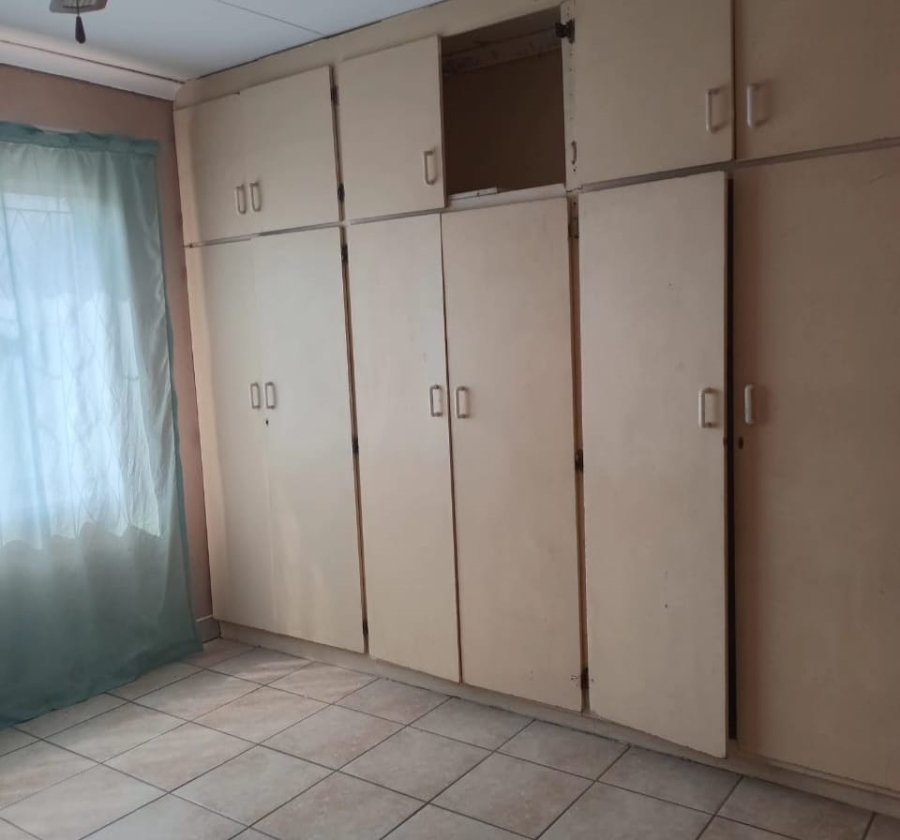 3 Bedroom Property for Sale in Acaciaville KwaZulu-Natal