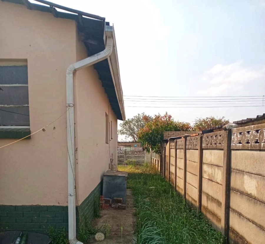 3 Bedroom Property for Sale in Acaciaville KwaZulu-Natal