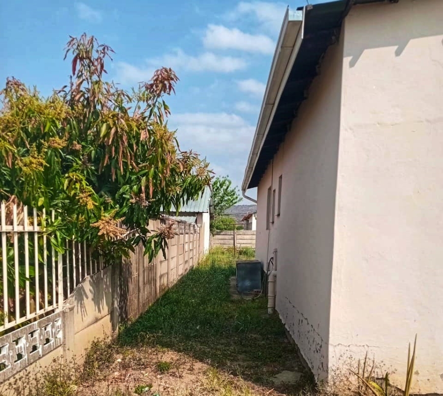 3 Bedroom Property for Sale in Acaciaville KwaZulu-Natal
