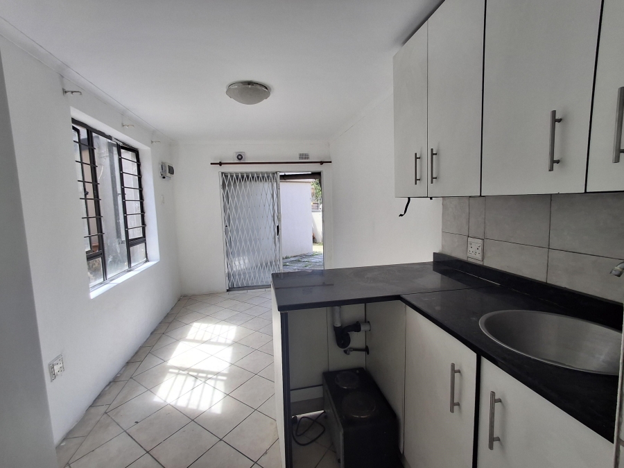 To Let 1 Bedroom Property for Rent in Glen Anil KwaZulu-Natal